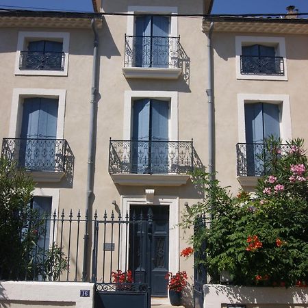 Le Petit Moliere Bed & Breakfast Servian Dış mekan fotoğraf