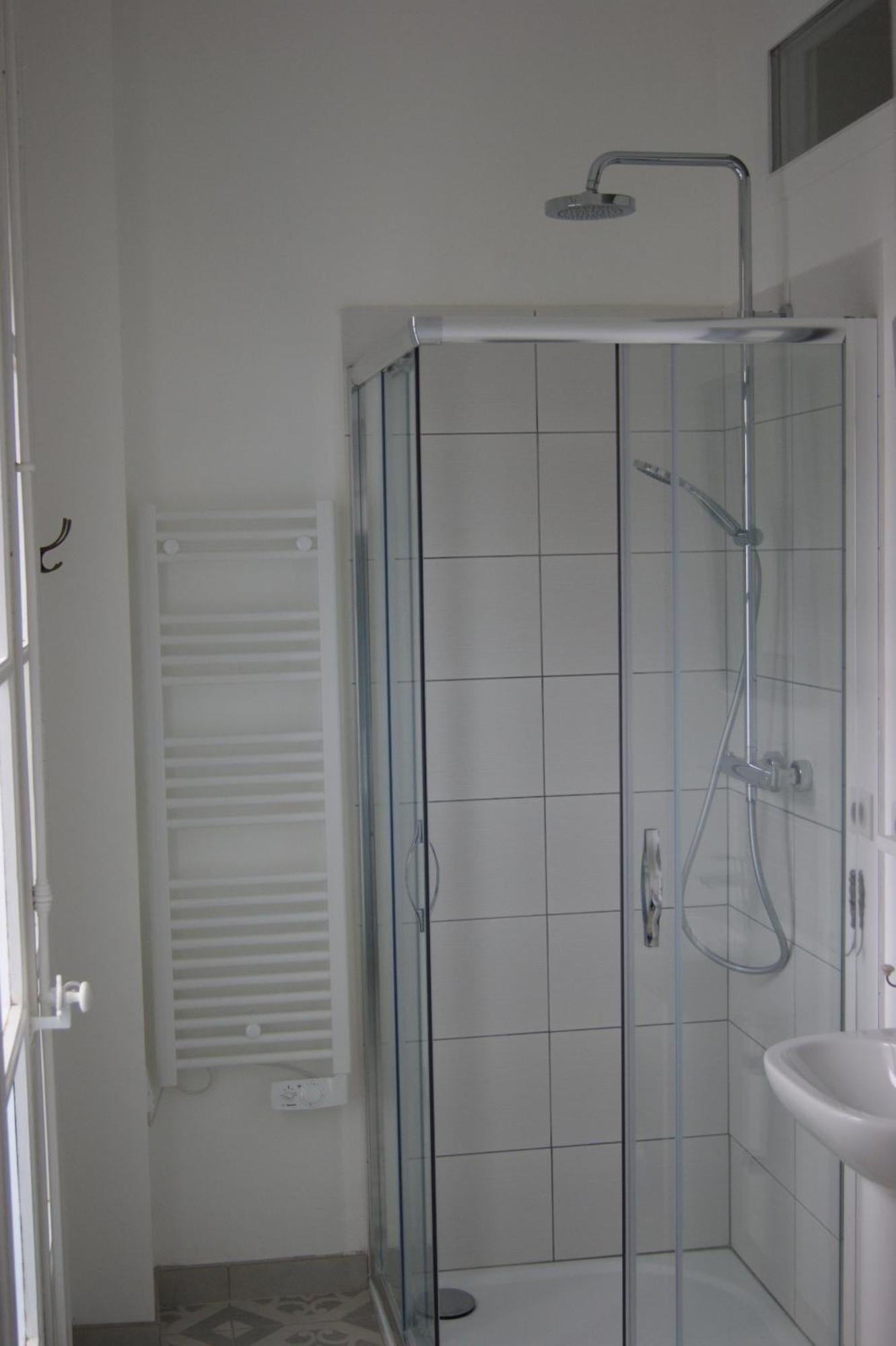 Le Petit Moliere Bed & Breakfast Servian Oda fotoğraf